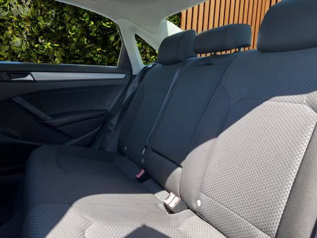 Used 2014 Volkswagen Passat 2.5 S FWD image 11