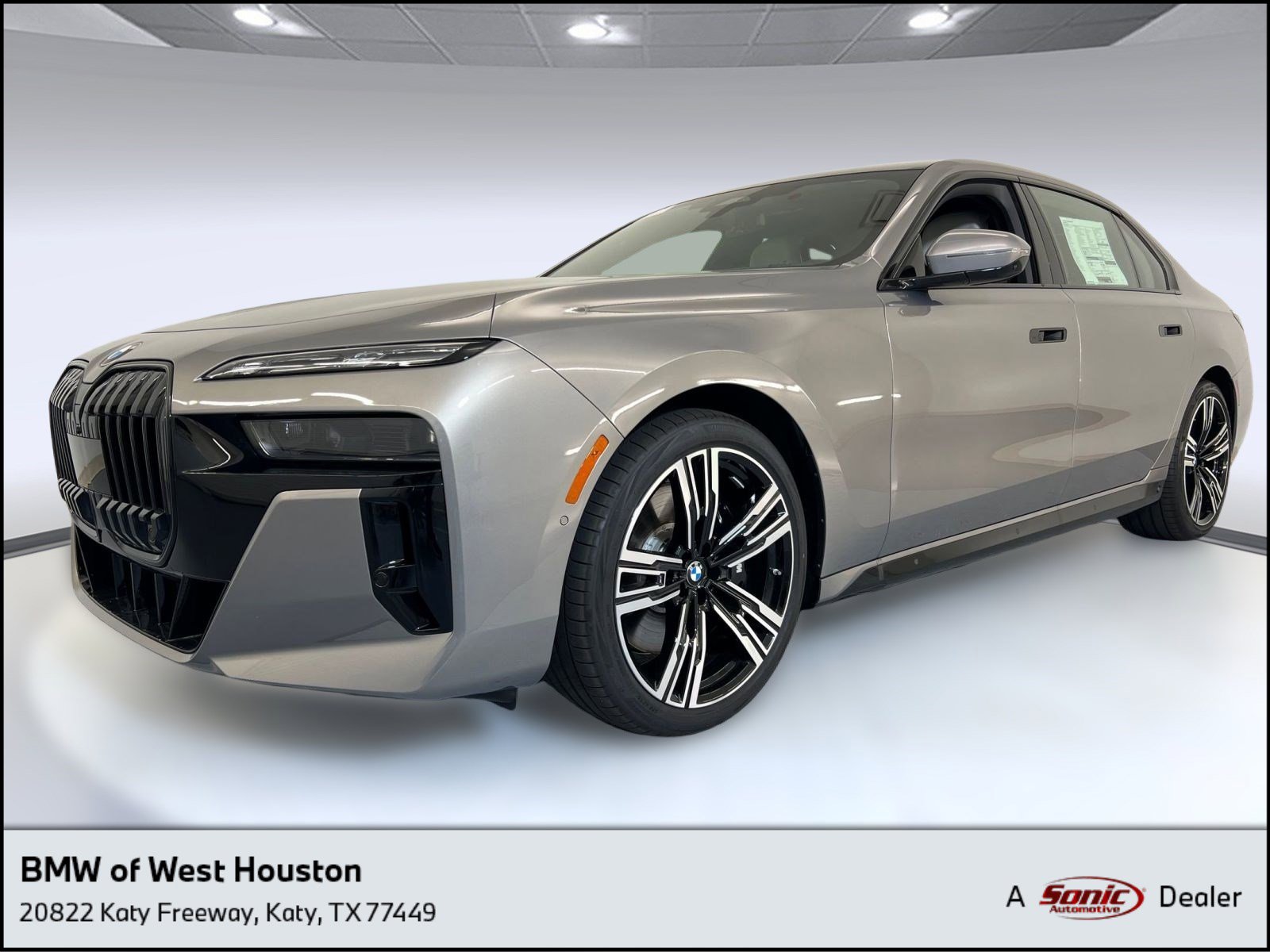 New 2026 BMW 740i w/ Executive Package