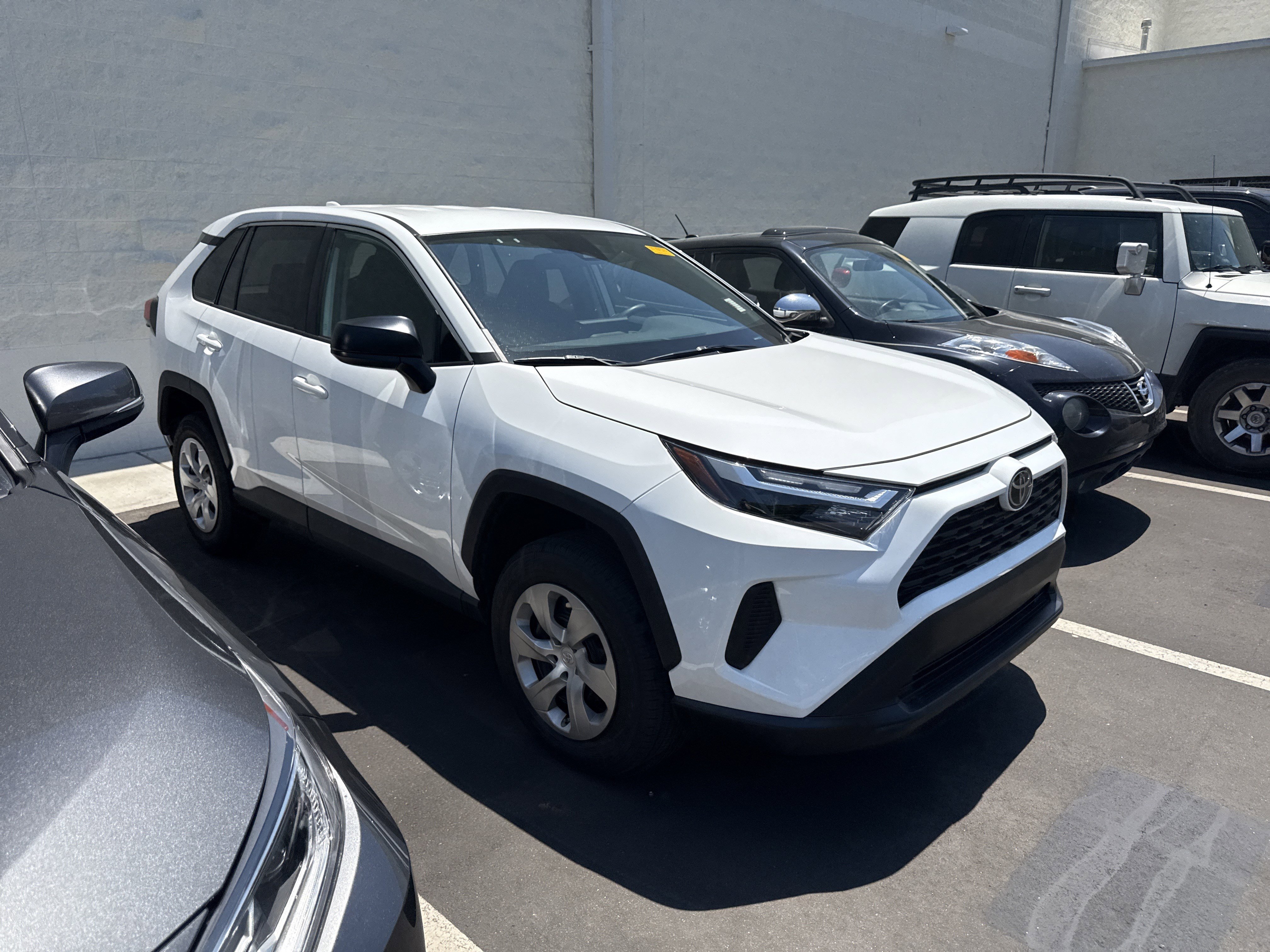 Used 2023 Toyota RAV4 LE FWD image 5