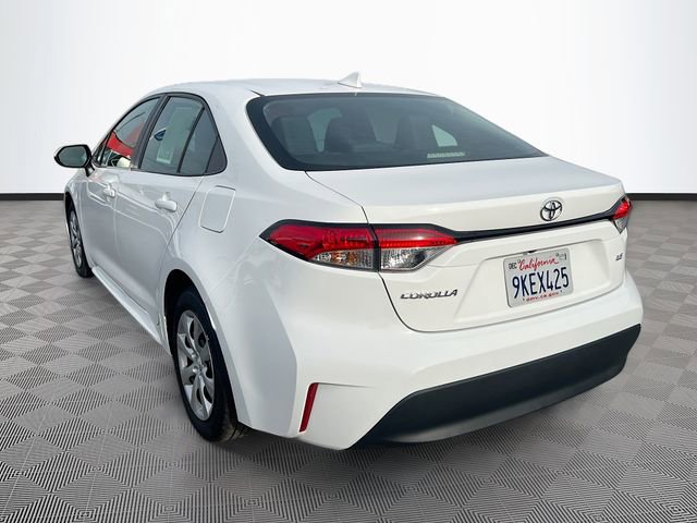 Used 2024 Toyota Corolla LE FWD image 5