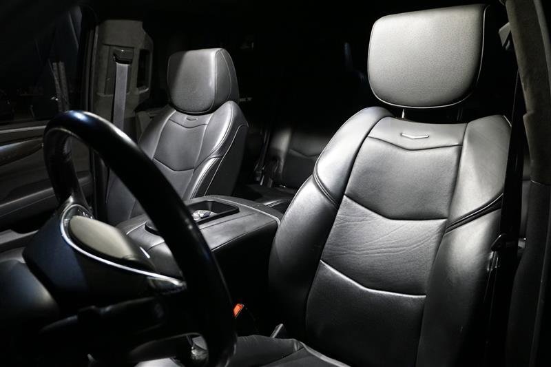 Used 2016 Cadillac Escalade Platinum image 10