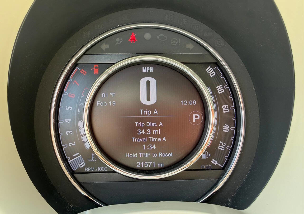 Used 2016 FIAT 500 Easy image 20