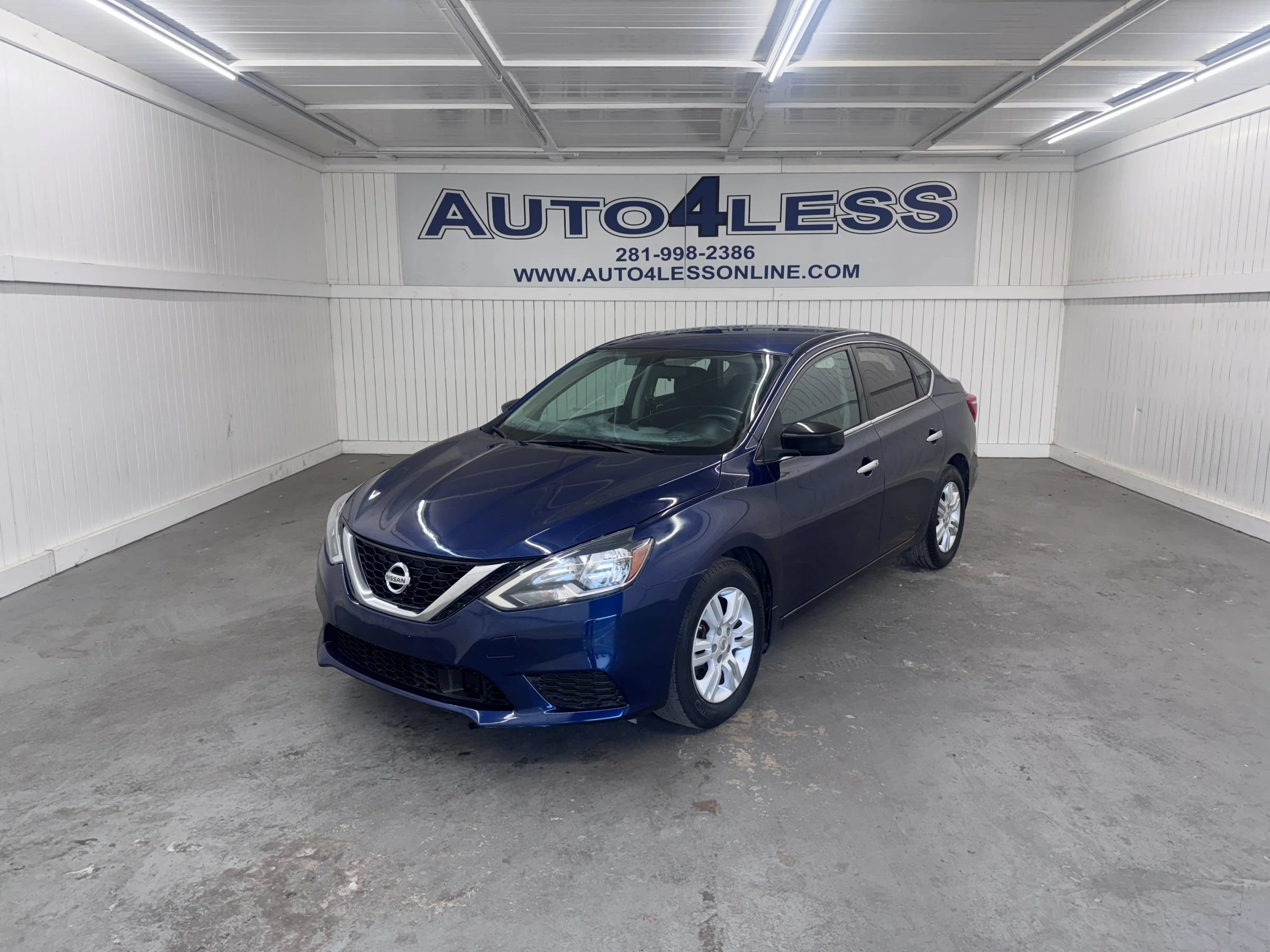 Used 2019 Nissan Sentra SV FWD image 1