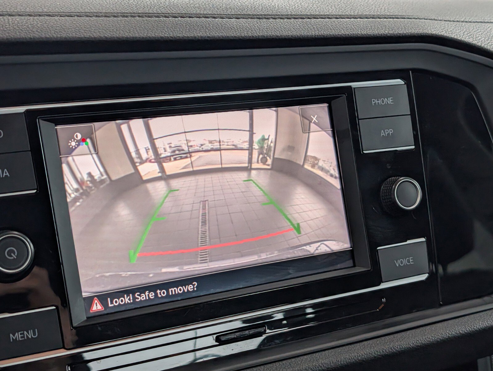 Used 2021 Volkswagen Jetta S w/ Driver Assistance Package image 20