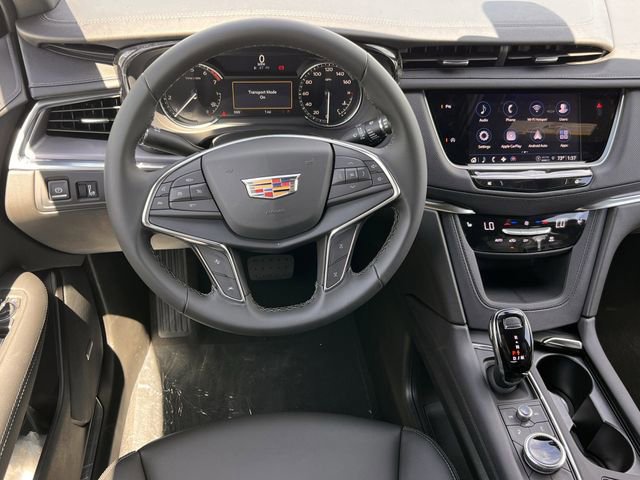 New 2026 Cadillac XT5 Luxury FWD image 10