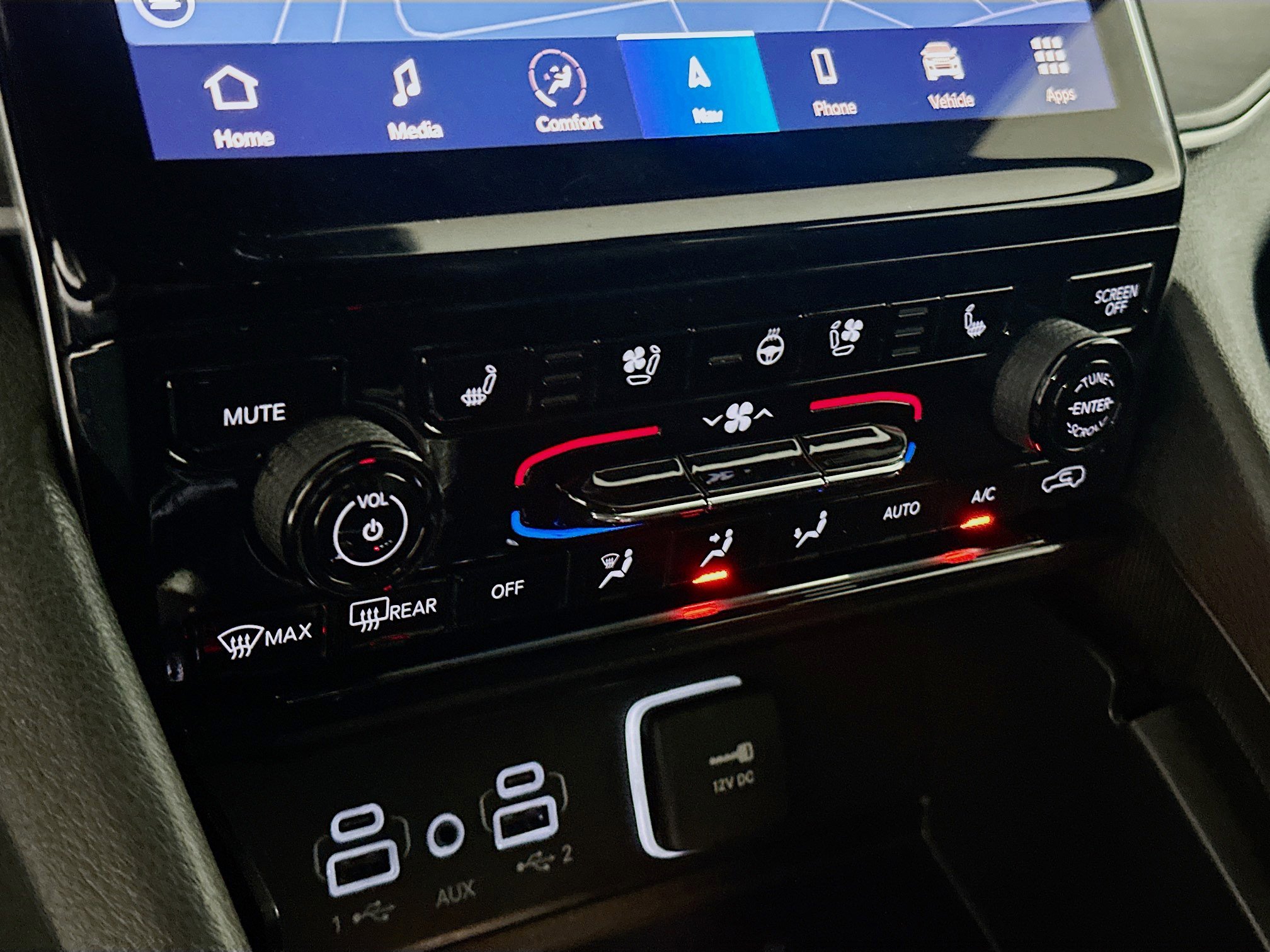 Used 2024 Jeep Grand Cherokee L Limited w/ Luxury Tech Group II image 24