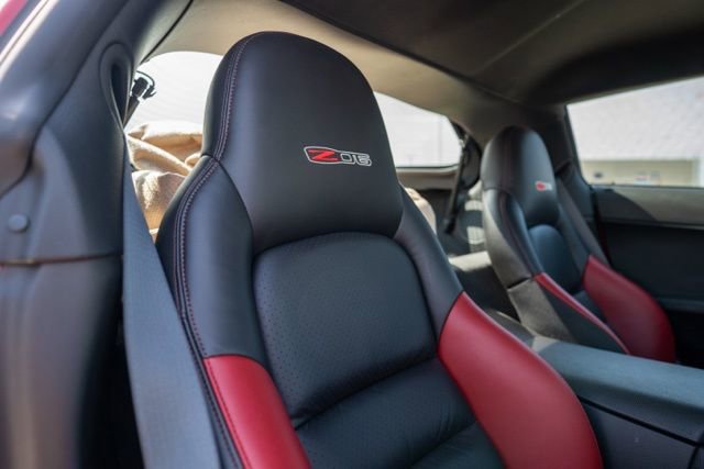 Used 2006 Chevrolet Corvette Z06 w/ Preferred Equipment Group RWD image 34