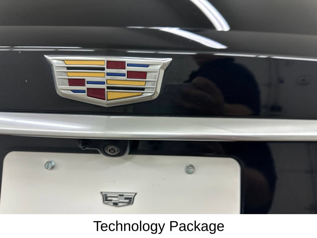 Certified 2023 Cadillac XT6 Sport w/ Technology Package AWD/4WD image 18