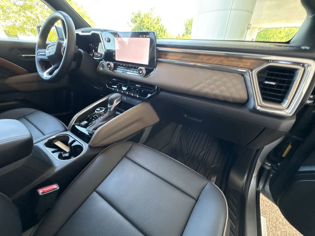 Certified 2024 GMC Canyon Denali AWD/4WD image 30