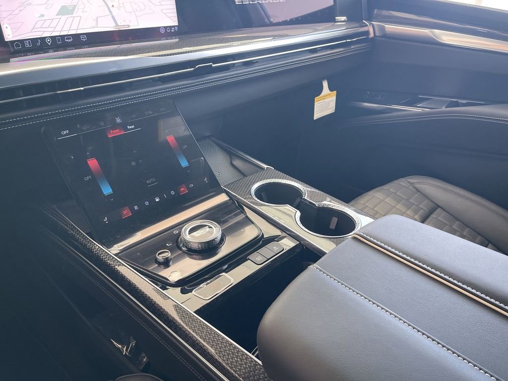 New 2026 Cadillac Escalade ESV V w/ LPO, ONYX Package image 20