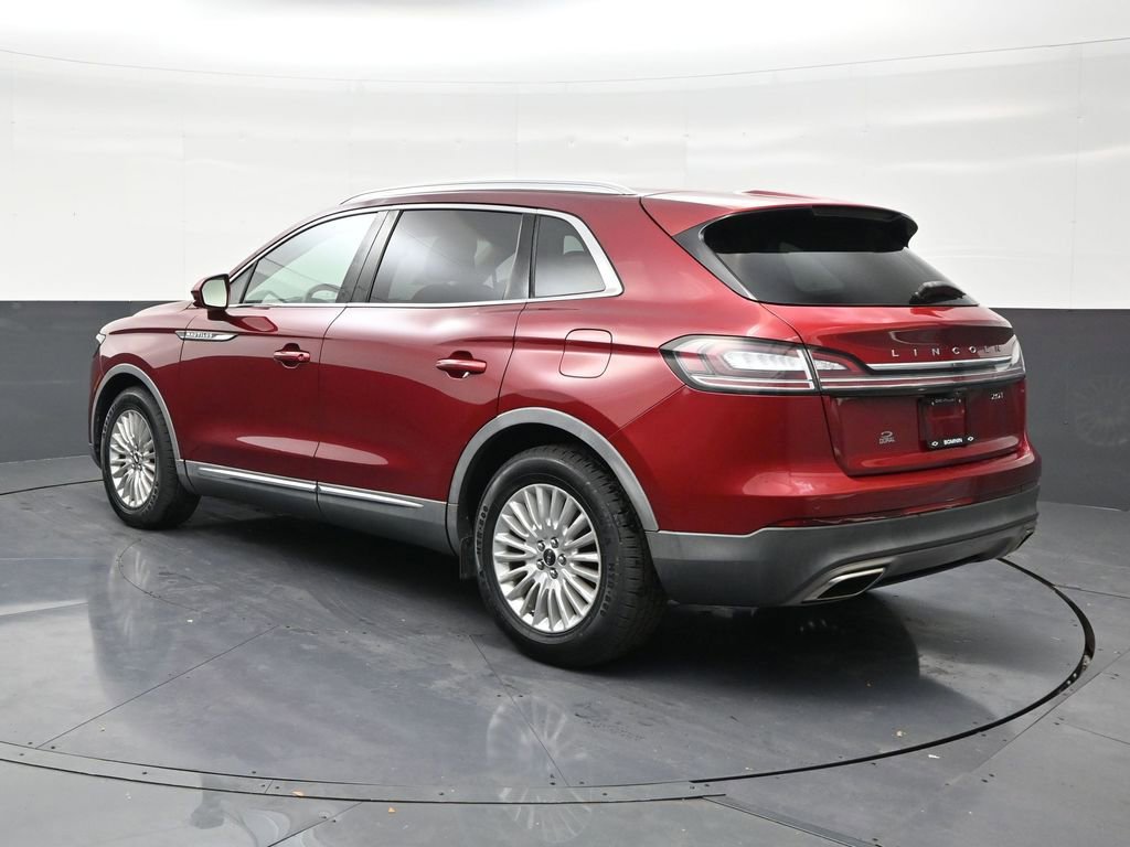 Used 2019 Lincoln Nautilus FWD image 3