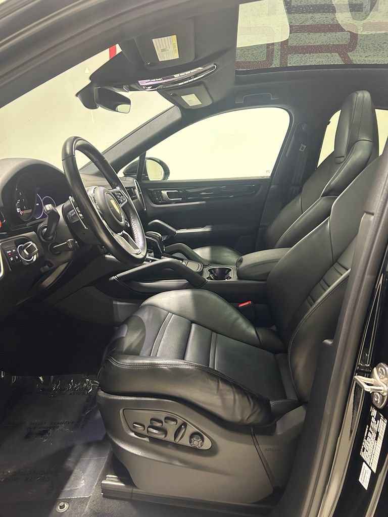 Used 2022 Porsche Cayenne Coupe AWD/4WD image 10