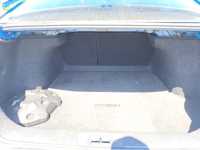 Used 2021 Nissan Sentra SR w/ Electronics Package FWD image 12