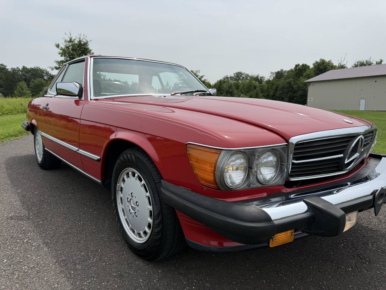 Used 1988 Mercedes-Benz 560 SL image 11