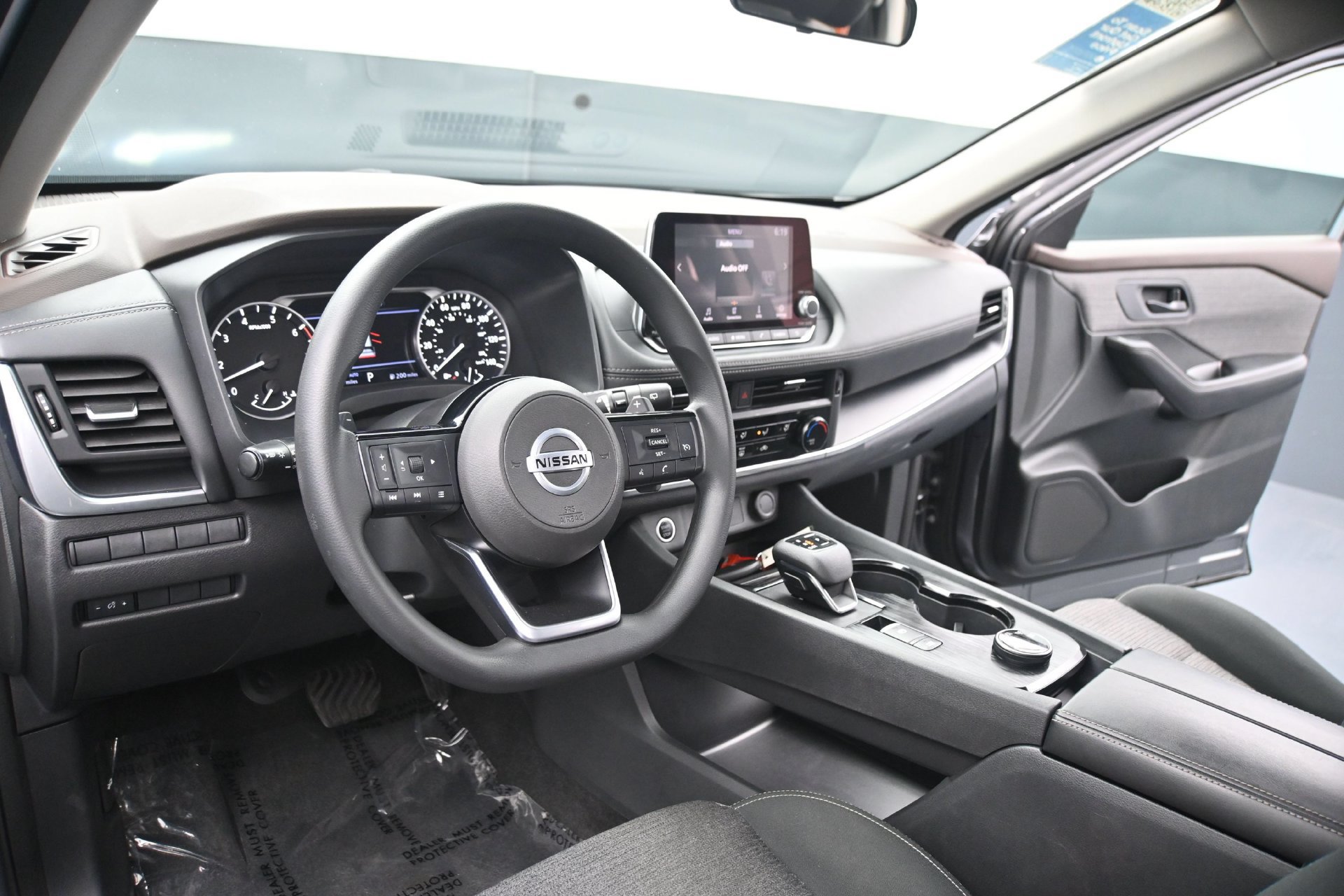Used 2021 Nissan Rogue S AWD/4WD image 20