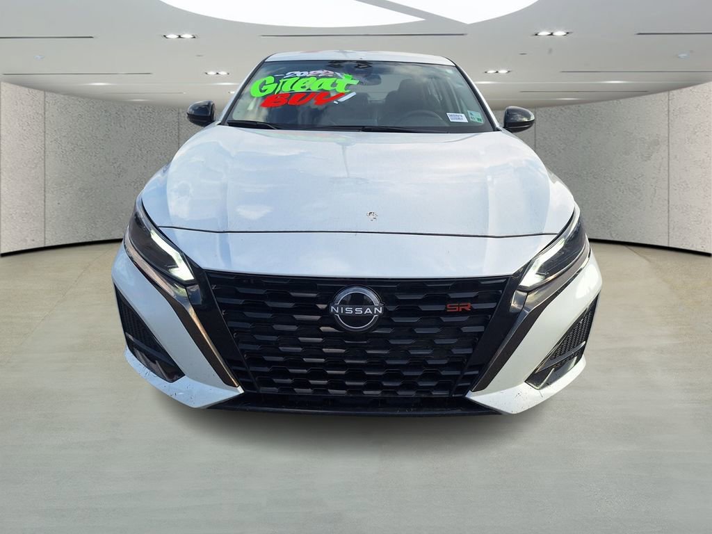 Certified 2025 Nissan Altima 2.5 SR image 8