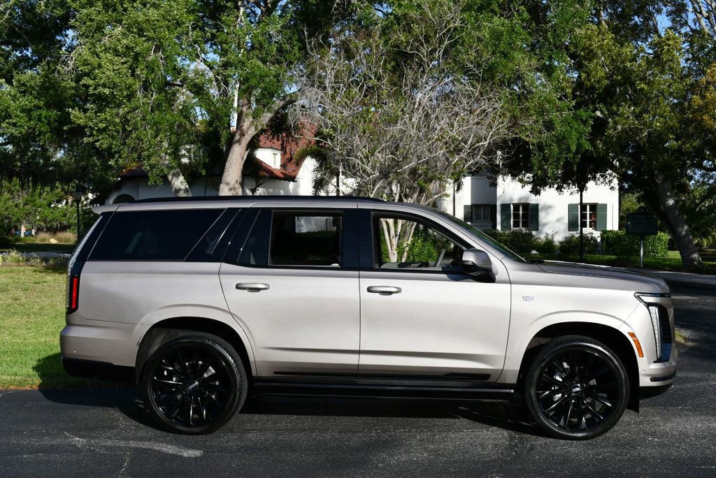Used 2025 Cadillac Escalade Sport Platinum w/ LPO, ONYX Package image 35