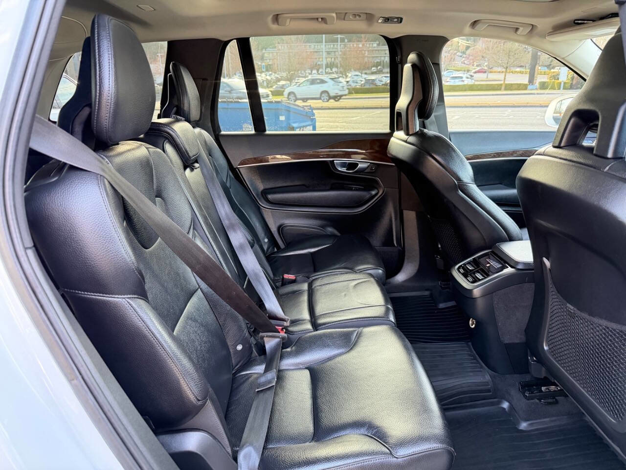 Used 2018 Volvo XC90 T6 Momentum w/ Convenience Package AWD/4WD image 24