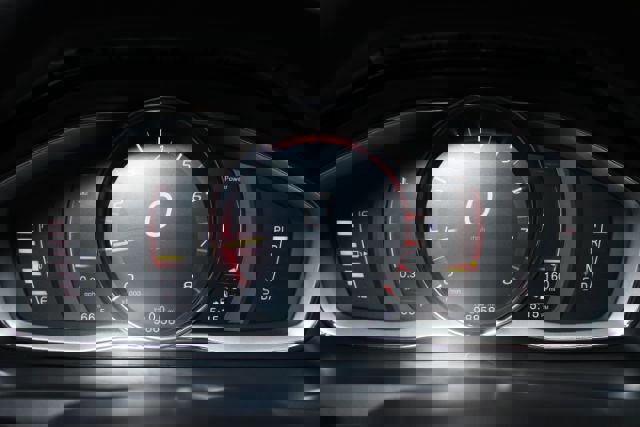 Used 2018 Volvo S60 T5 Dynamic w/ Vision Package image 18