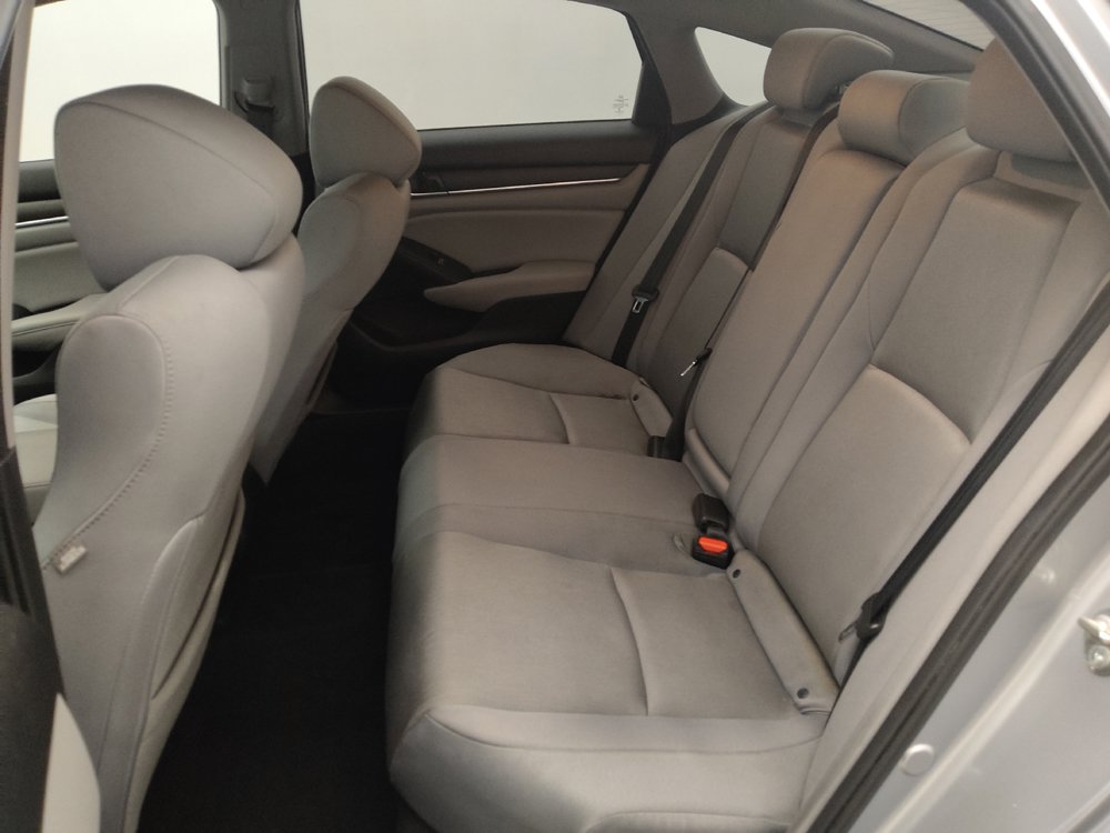 Used 2018 Honda Accord EX image 18