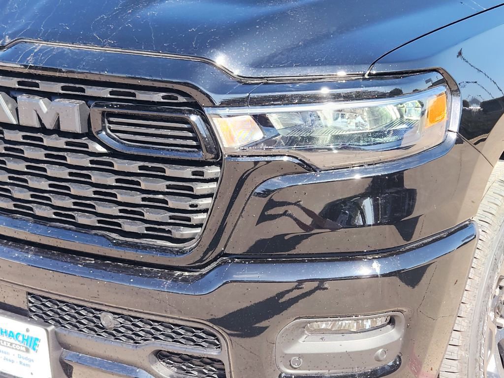 New 2026 RAM 1500 Express AWD/4WD image 5