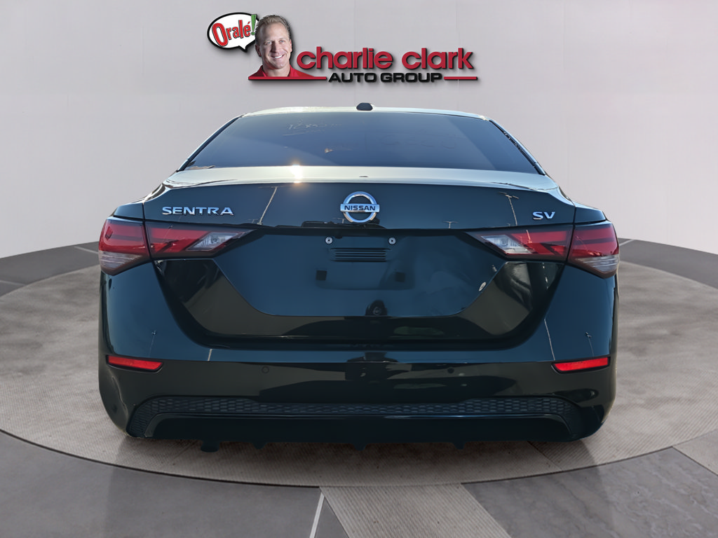 Used 2022 Nissan Sentra SV FWD image 4