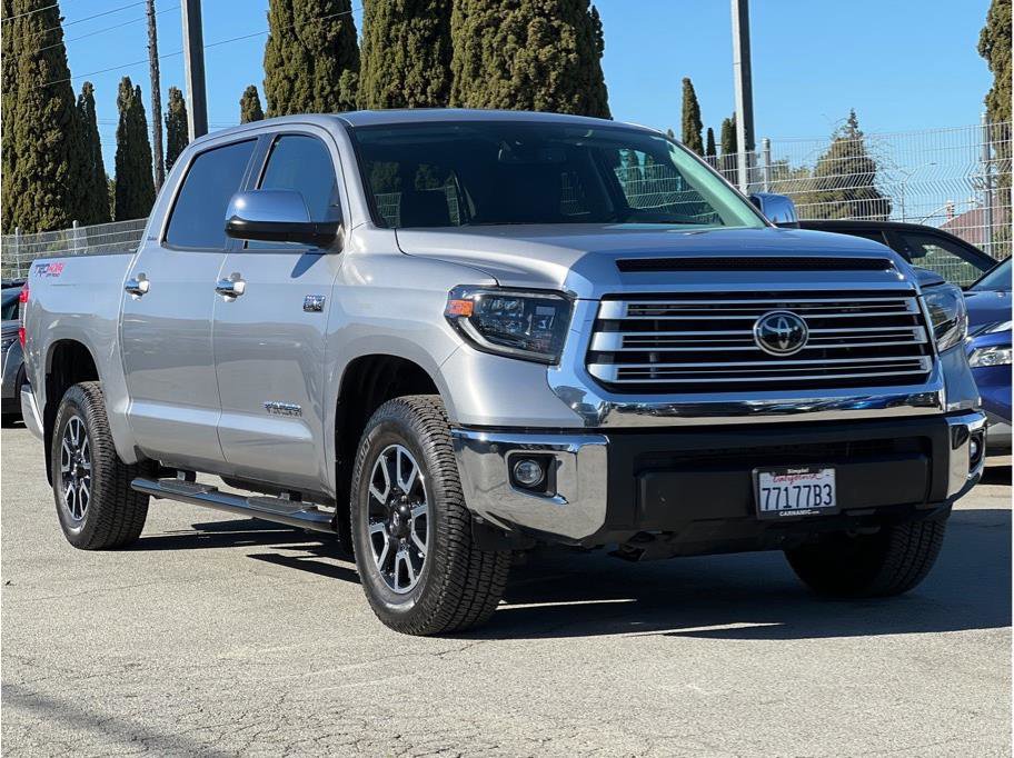 Used 2021 Toyota Tundra Limited w/ Limited Premium Package image 3