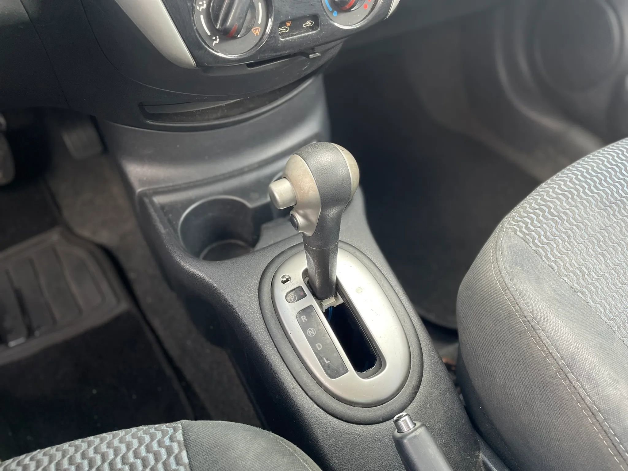 Used 2015 Nissan Versa Note SV image 16