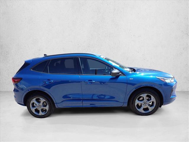 Certified 2023 Ford Escape ST-Line w/ Tech Pack #1 AWD/4WD image 5