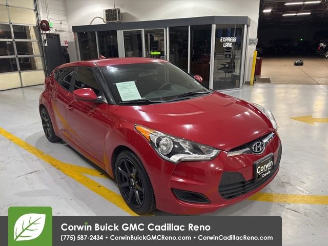 Used 2016 Hyundai Veloster FWD image 4