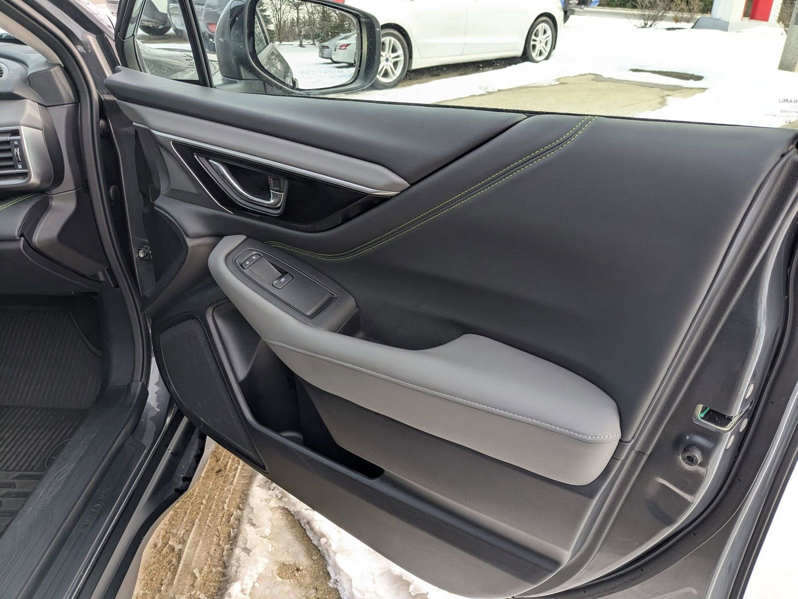 Used 2023 Subaru Outback Onyx Edition image 34