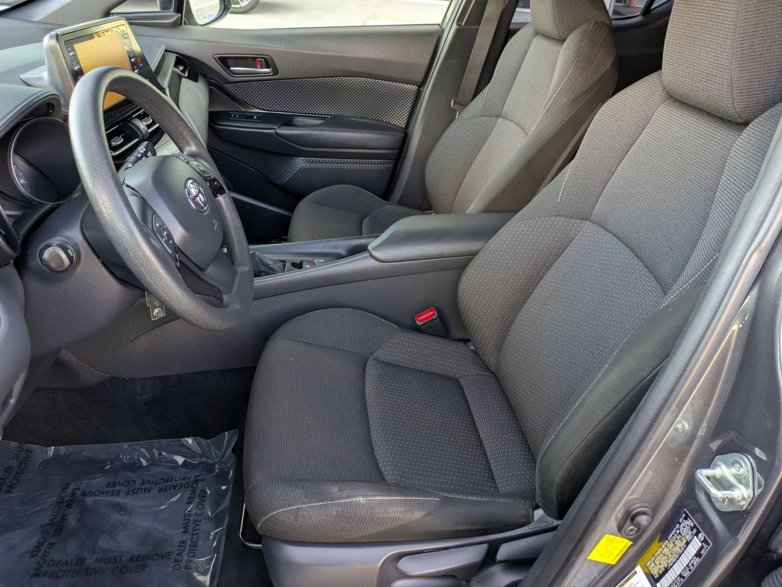 Used 2019 Toyota C-HR LE FWD image 21
