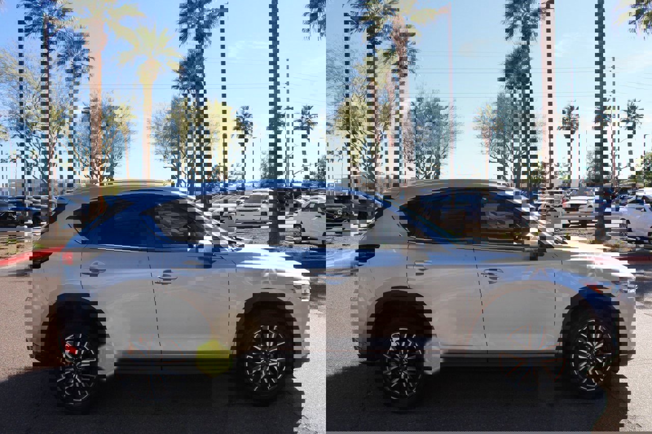 Used 2018 MAZDA CX-5 Touring w/ Preferred Equipment Package image 6