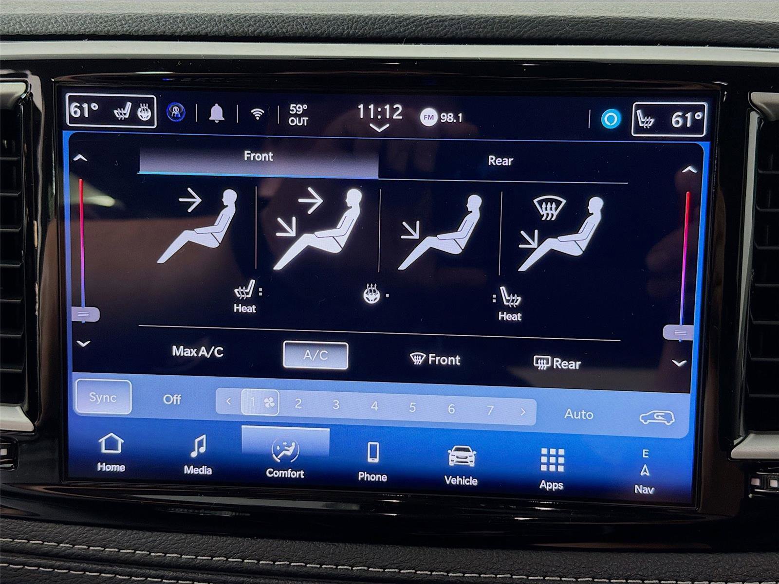 Used 2024 Chrysler Pacifica Select image 17