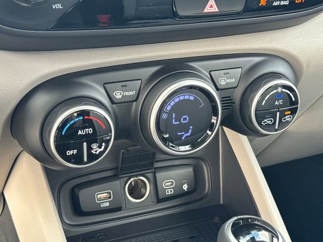 New 2026 Hyundai Venue SEL FWD image 20