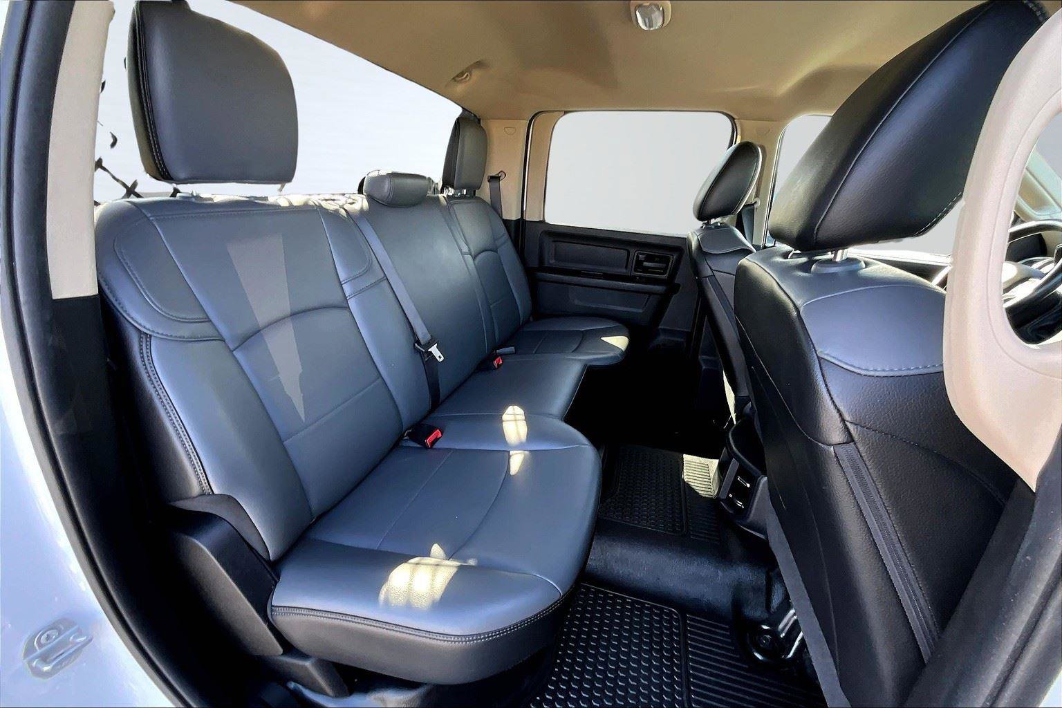 Used 2020 RAM 5500 Tradesman w/ Max Tow Package image 19