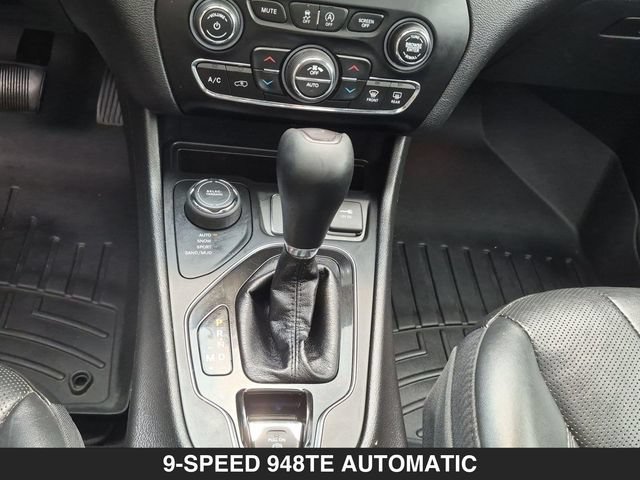 Used 2019 Jeep Cherokee Limited AWD/4WD image 26