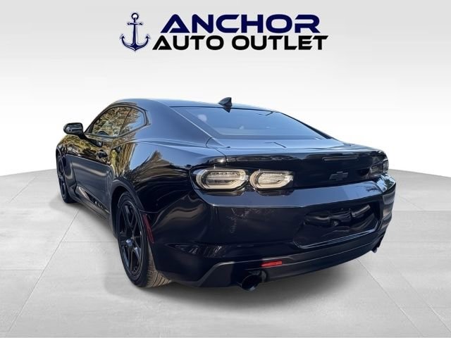 Used 2019 Chevrolet Camaro LT RWD image 7