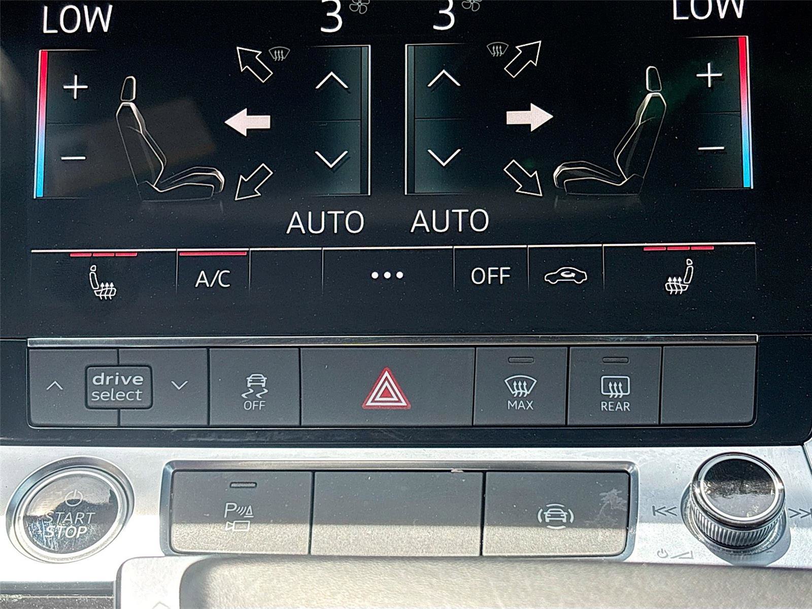 Used 2022 Audi e-tron Premium w/ Towing Package AWD/4WD image 21