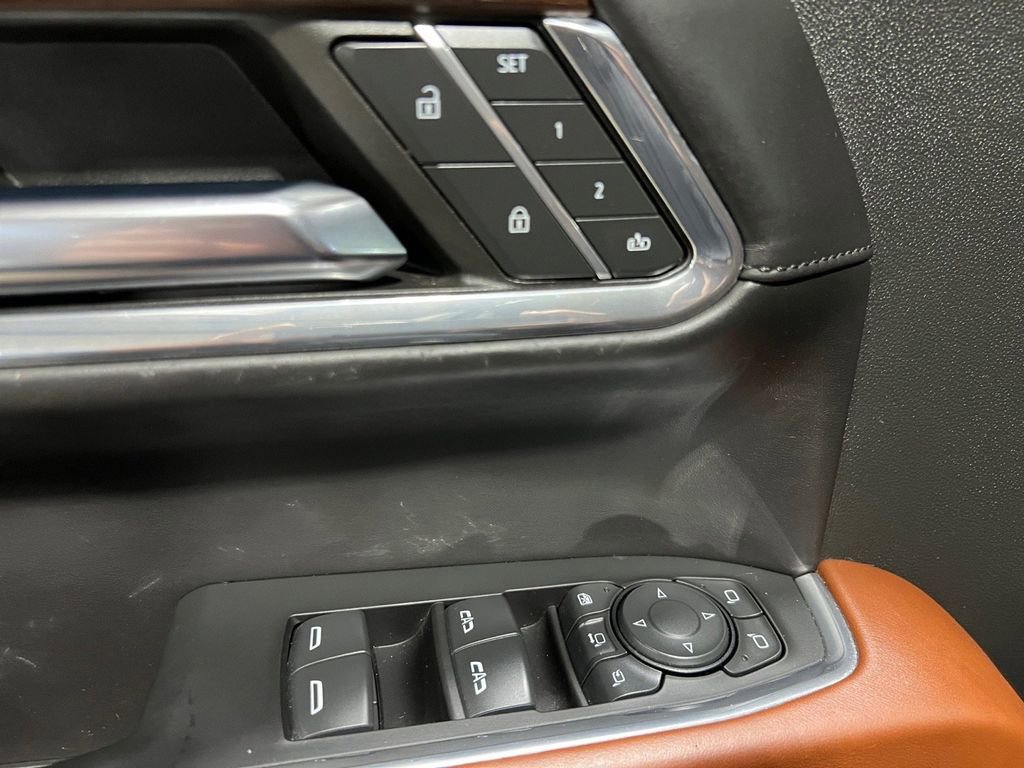 Used 2024 GMC Sierra 3500 Denali Ultimate image 25