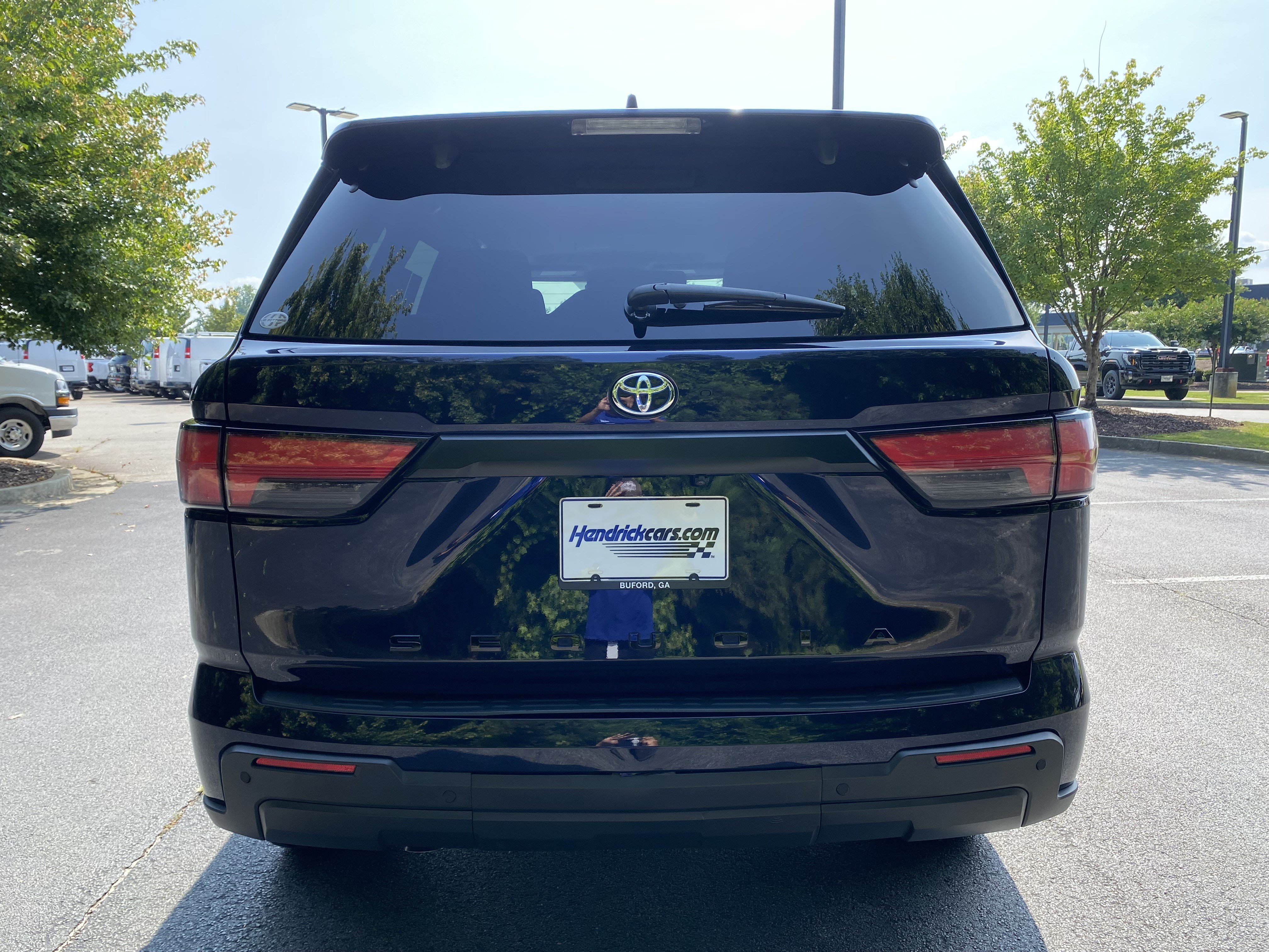 Used 2024 Toyota Sequoia SR5 w/ SR5 Premium Package AWD/4WD image 8