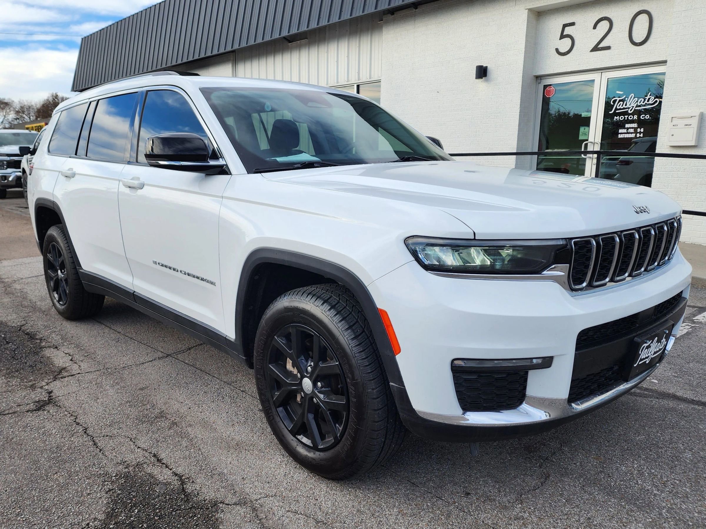 Used 2021 Jeep Grand Cherokee L Limited image 2