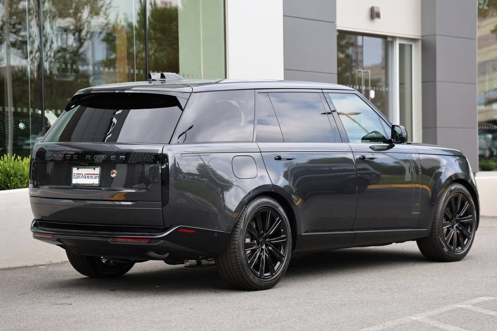New 2026 Land Rover Range Rover Long Wheelbase SE AWD/4WD image 4