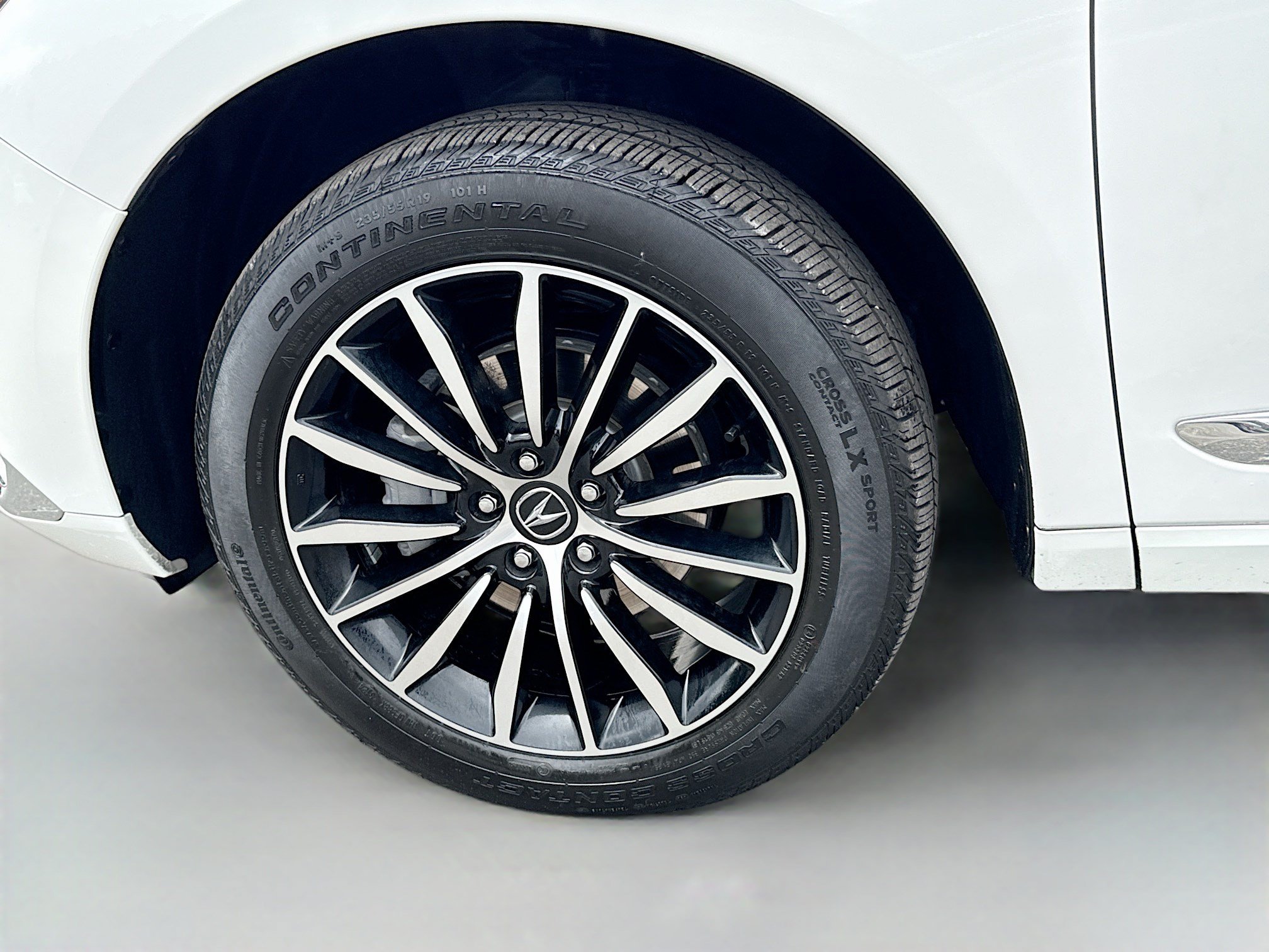 Used 2025 Acura RDX w/ Advance Package AWD/4WD image 43