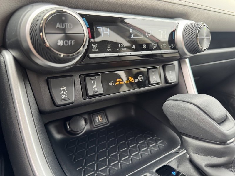 New 2025 Toyota RAV4 XLE image 21