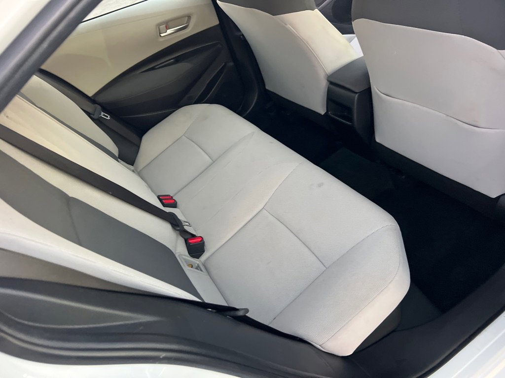 Used 2021 Toyota Corolla LE image 15