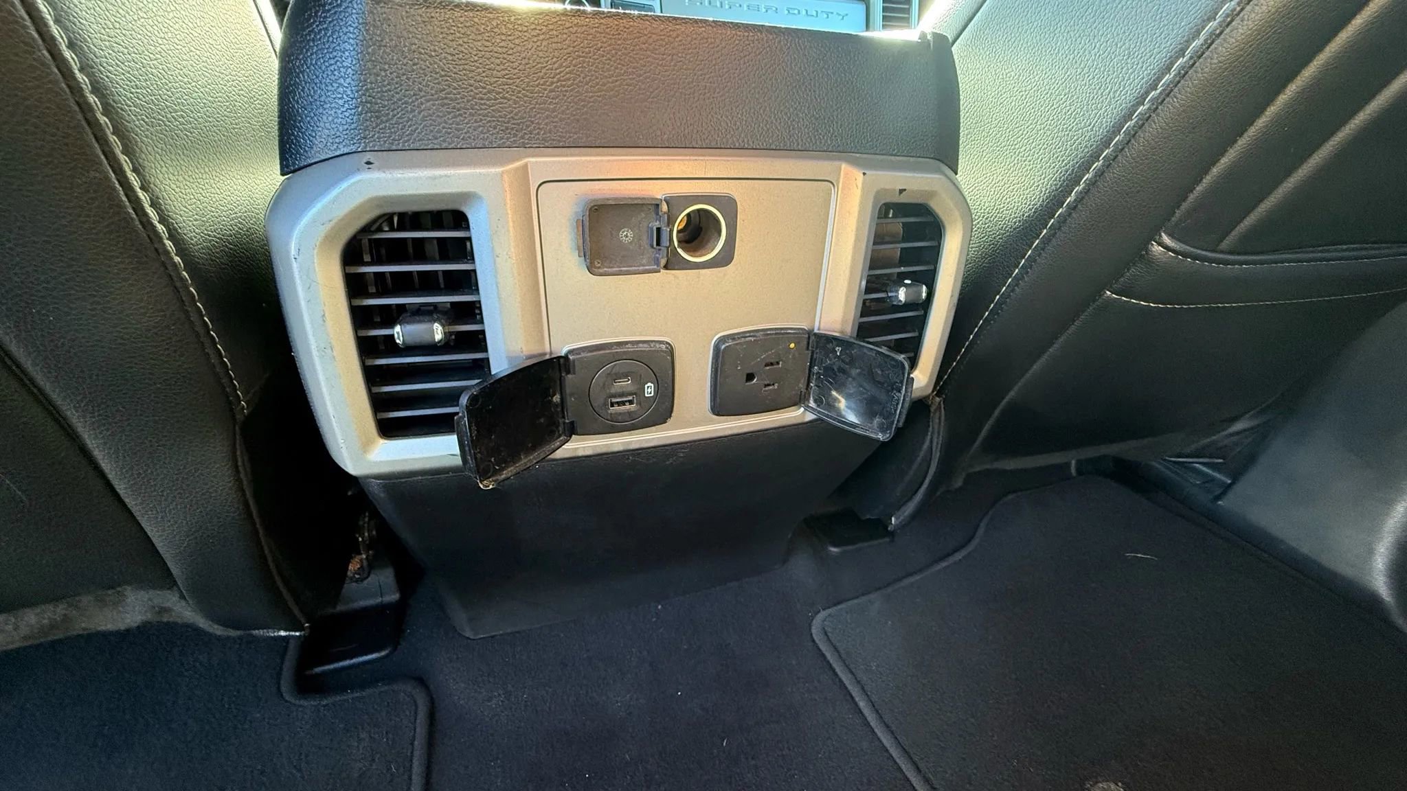 Used 2021 Ford F250 Lariat image 26