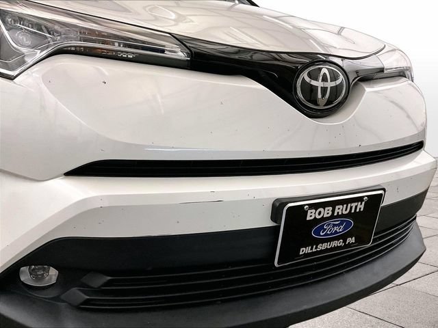 Used 2019 Toyota C-HR Limited FWD image 29