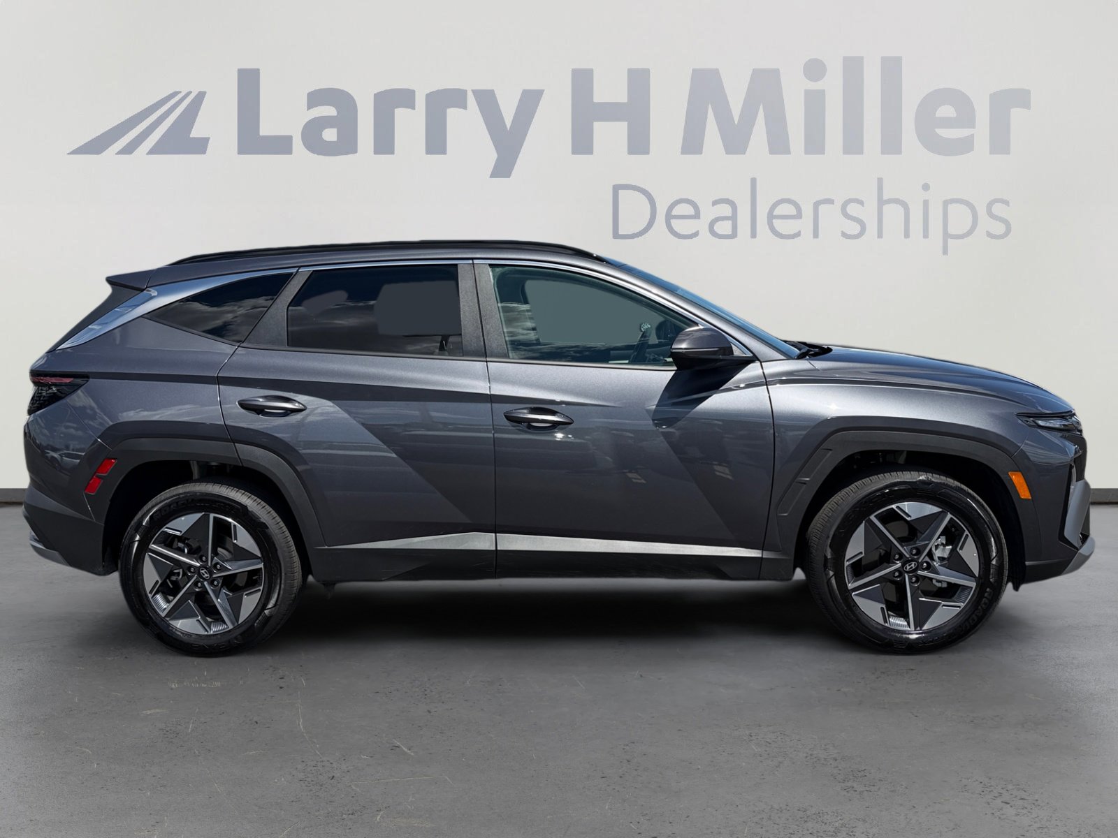 Used 2025 Hyundai Tucson SEL image 3