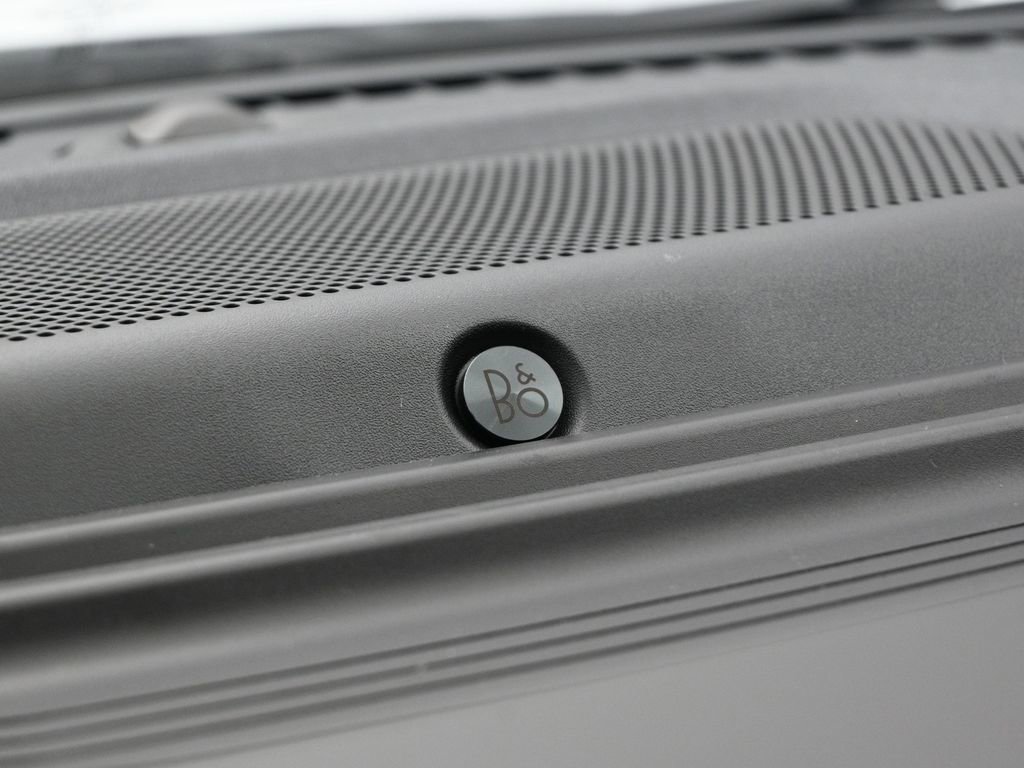 New 2026 Ford F250 Lariat w/ Black Appearance Package image 22